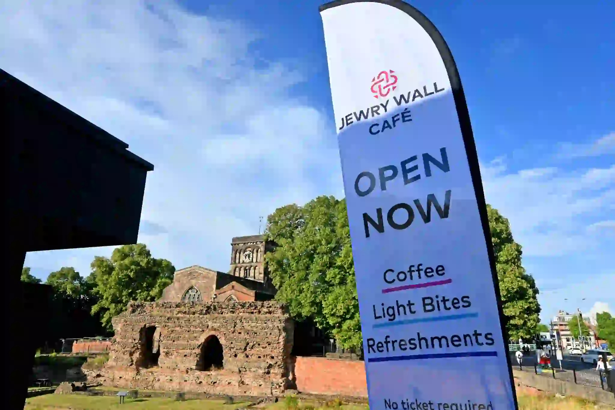 JW Enntrance Outside